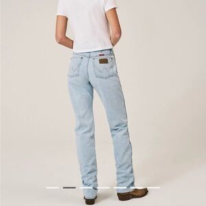 Women’s Wrangler Cowboy Cut Jeans Size 3